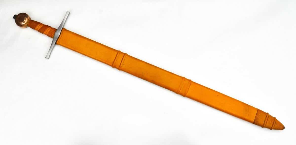 St. Annen Sword – Deepeeka