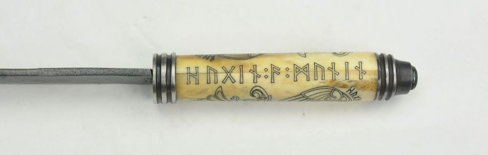 Odin’s Ravens Viking Seax – Deepeeka.