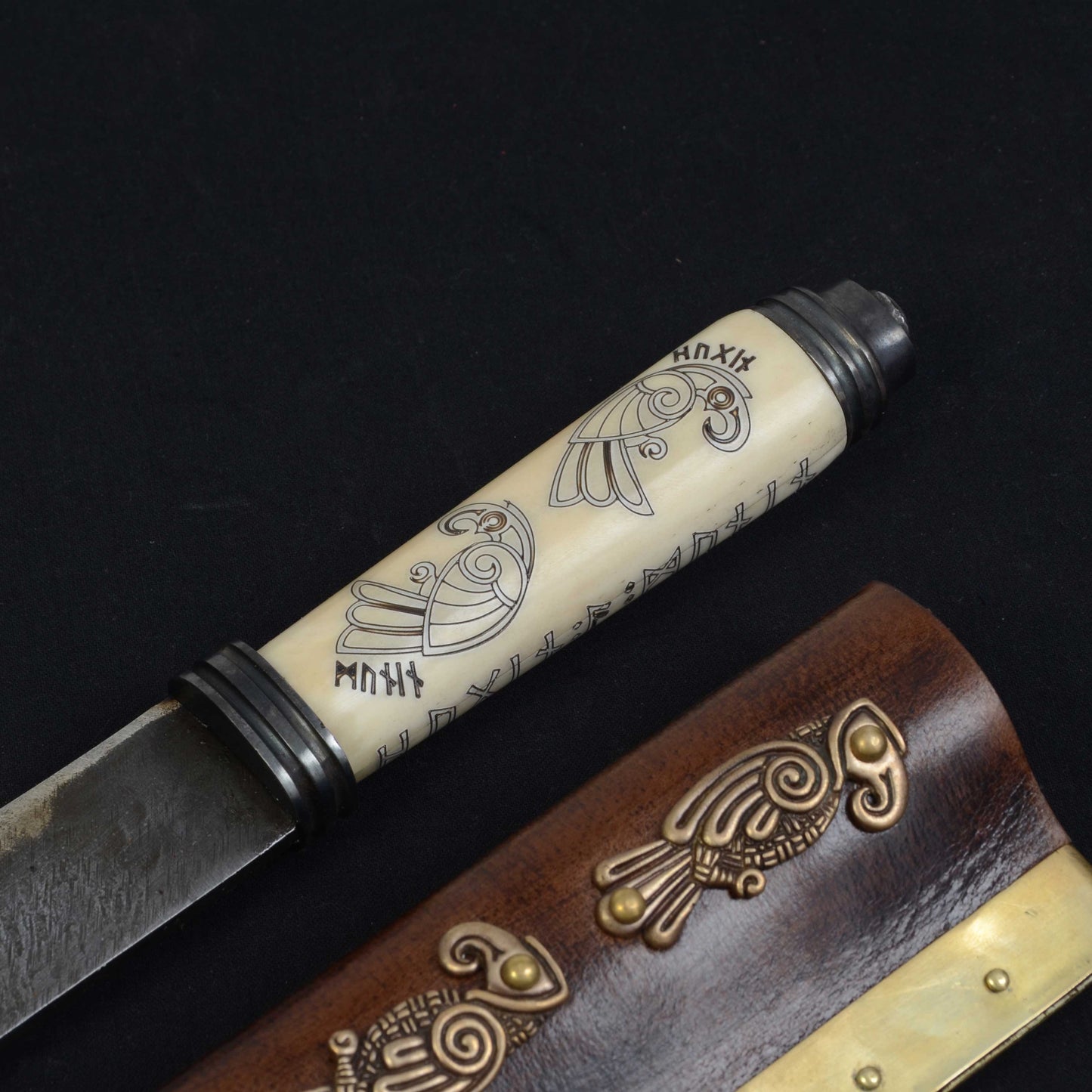 Odin’s Ravens Viking Seax – Deepeeka.